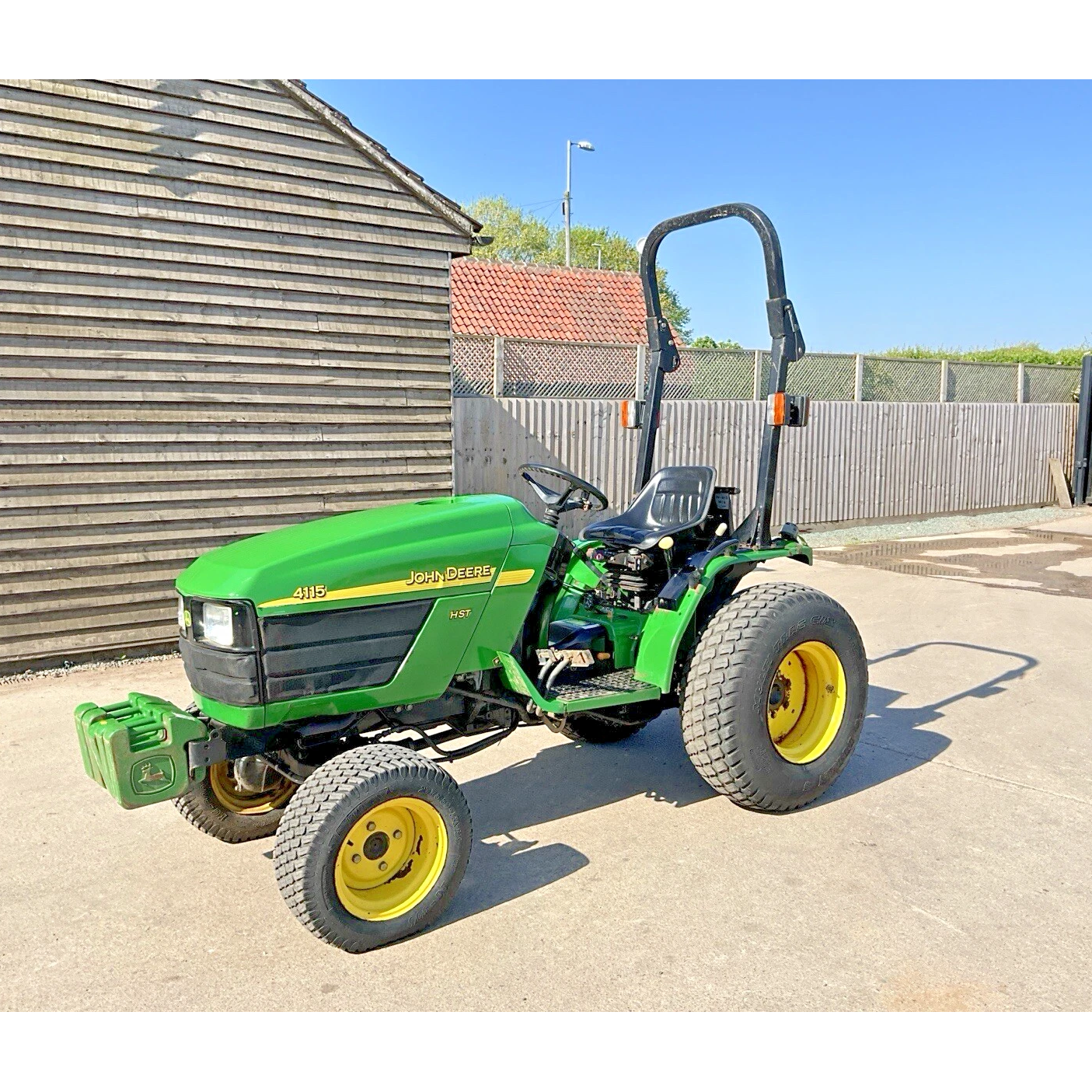 JOHN DEERE 4110 4WD DIESEL COMPACT TRACTOR